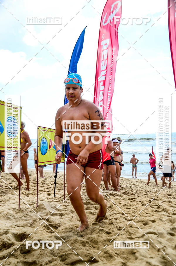 Buy your photos of the eventCircuito Triple Crown de Nata��o -  Etapa Barra Velha -  4k 2k 600m e 200m/Kids on Fotop