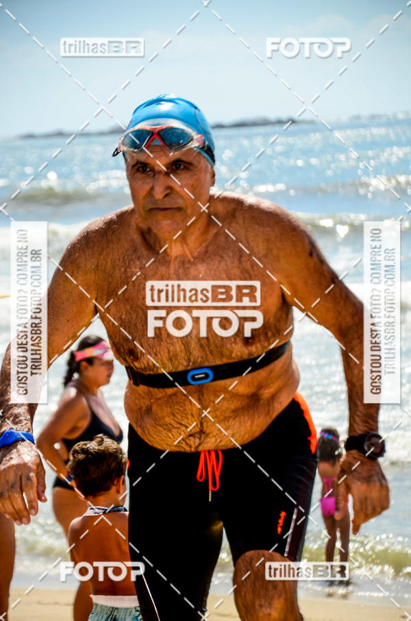 Buy your photos of the eventCircuito Triple Crown de Nata��o -  Etapa Barra Velha -  4k 2k 600m e 200m/Kids on Fotop