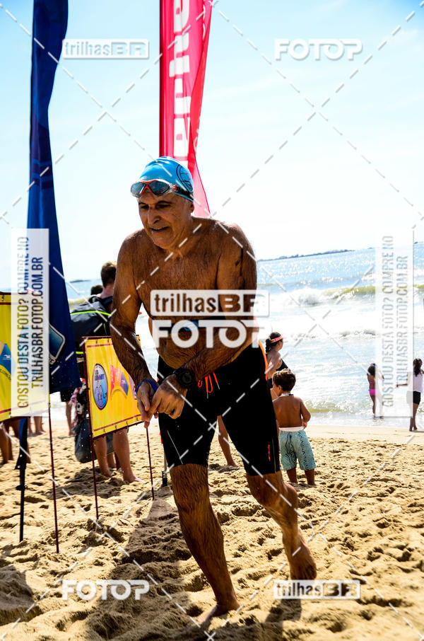 Buy your photos of the eventCircuito Triple Crown de Nata��o -  Etapa Barra Velha -  4k 2k 600m e 200m/Kids on Fotop