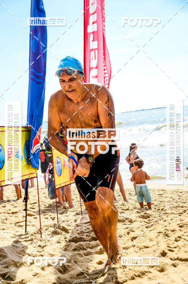 Buy your photos of the eventCircuito Triple Crown de Nata��o -  Etapa Barra Velha -  4k 2k 600m e 200m/Kids on Fotop