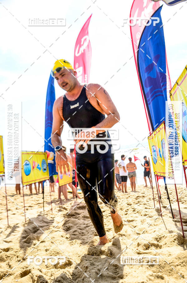 Buy your photos of the eventCircuito Triple Crown de Nata��o -  Etapa Barra Velha -  4k 2k 600m e 200m/Kids on Fotop