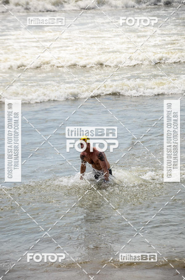 Buy your photos of the eventCircuito Triple Crown de Nata��o -  Etapa Barra Velha -  4k 2k 600m e 200m/Kids on Fotop