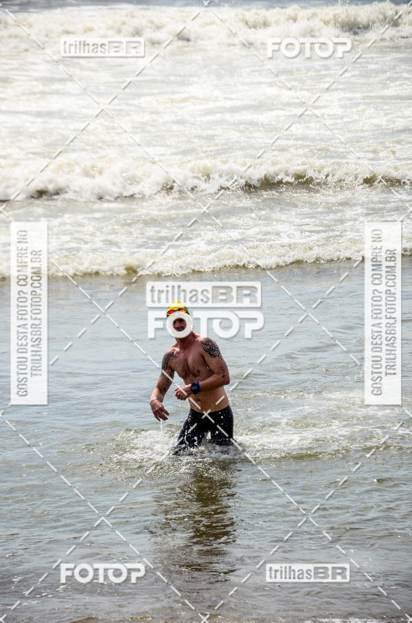 Buy your photos of the eventCircuito Triple Crown de Nata��o -  Etapa Barra Velha -  4k 2k 600m e 200m/Kids on Fotop