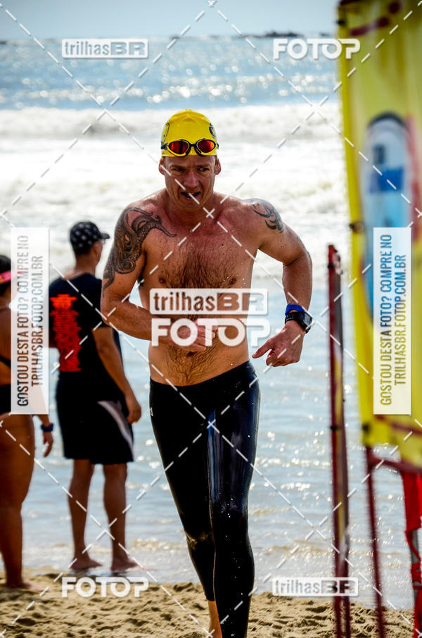 Buy your photos of the eventCircuito Triple Crown de Nata��o -  Etapa Barra Velha -  4k 2k 600m e 200m/Kids on Fotop