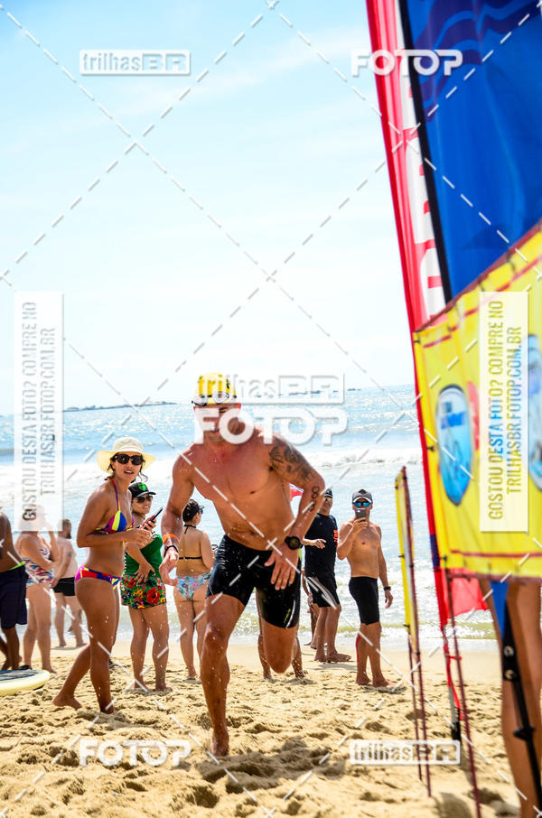 Buy your photos of the eventCircuito Triple Crown de Nata��o -  Etapa Barra Velha -  4k 2k 600m e 200m/Kids on Fotop