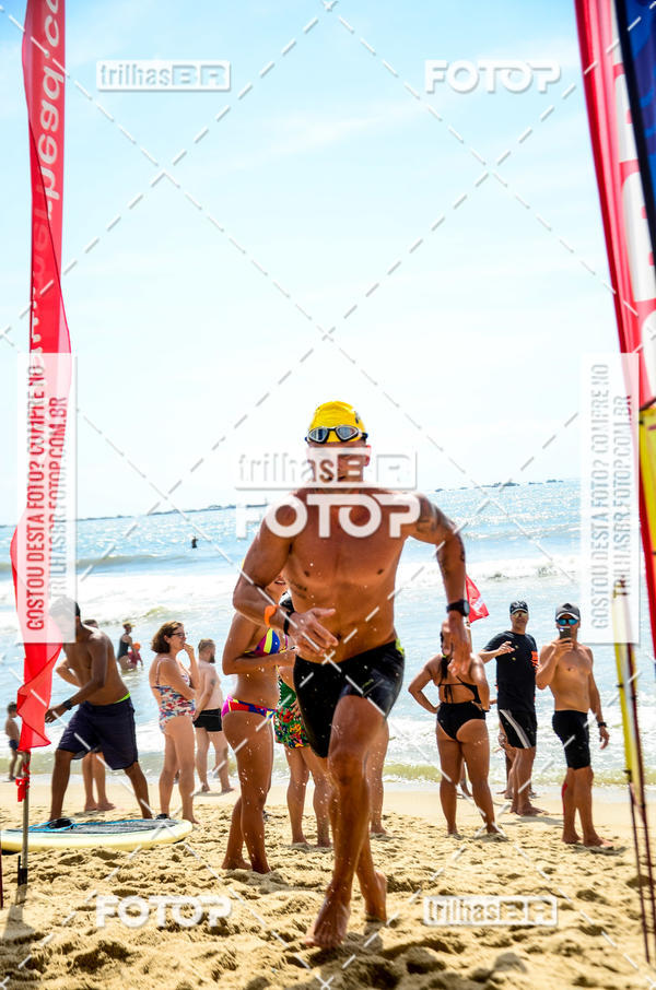 Buy your photos of the eventCircuito Triple Crown de Nata��o -  Etapa Barra Velha -  4k 2k 600m e 200m/Kids on Fotop