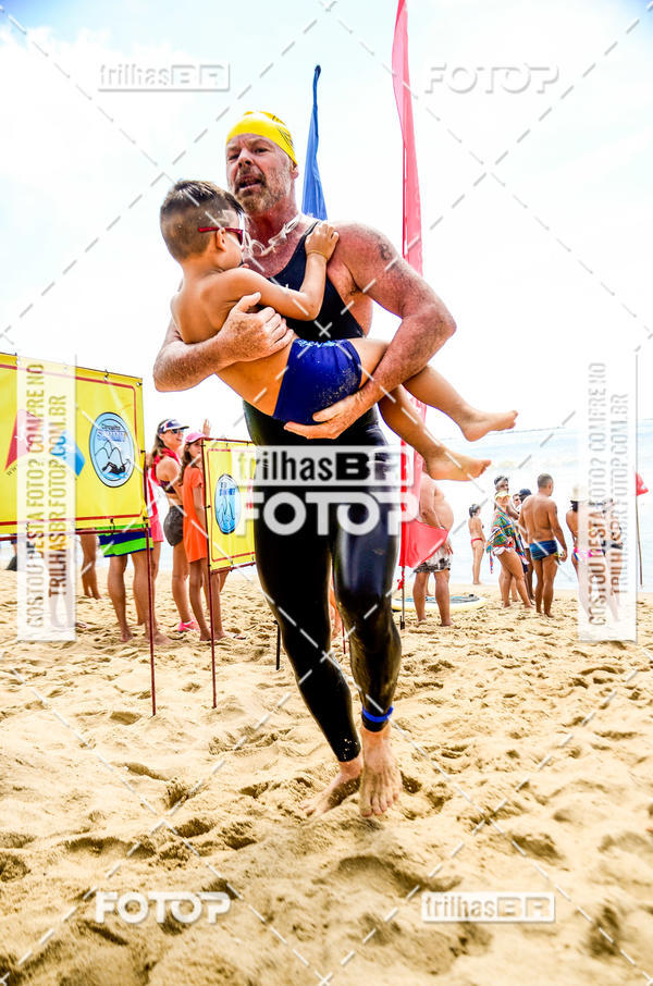 Buy your photos of the eventCircuito Triple Crown de Nata��o -  Etapa Barra Velha -  4k 2k 600m e 200m/Kids on Fotop