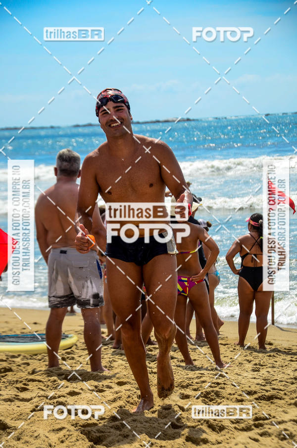 Buy your photos of the eventCircuito Triple Crown de Nata��o -  Etapa Barra Velha -  4k 2k 600m e 200m/Kids on Fotop