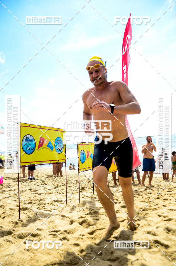 Buy your photos of the eventCircuito Triple Crown de Nata��o -  Etapa Barra Velha -  4k 2k 600m e 200m/Kids on Fotop