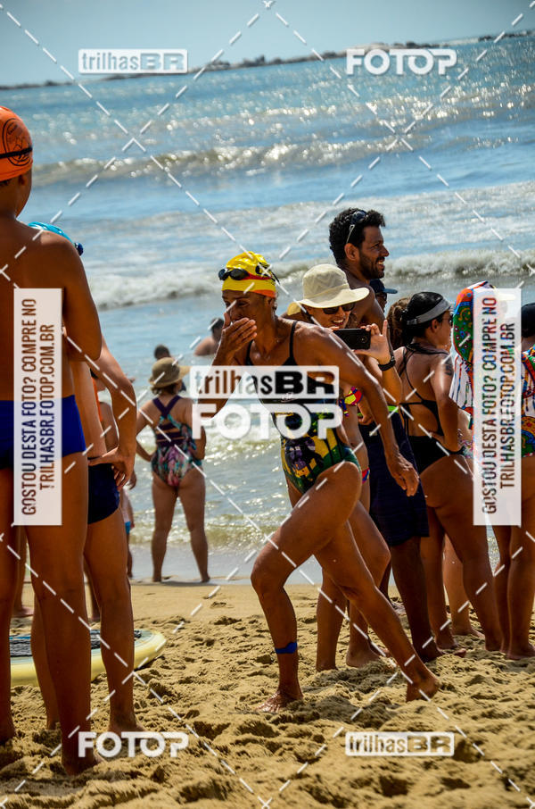 Buy your photos of the eventCircuito Triple Crown de Nata��o -  Etapa Barra Velha -  4k 2k 600m e 200m/Kids on Fotop