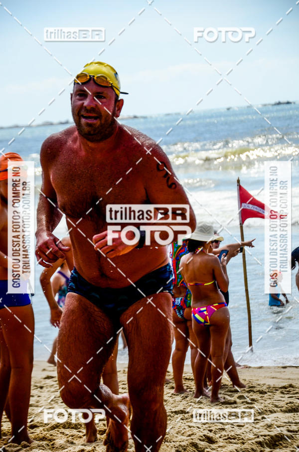 Buy your photos of the eventCircuito Triple Crown de Nata��o -  Etapa Barra Velha -  4k 2k 600m e 200m/Kids on Fotop