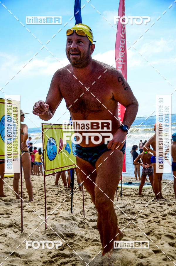 Buy your photos of the eventCircuito Triple Crown de Nata��o -  Etapa Barra Velha -  4k 2k 600m e 200m/Kids on Fotop