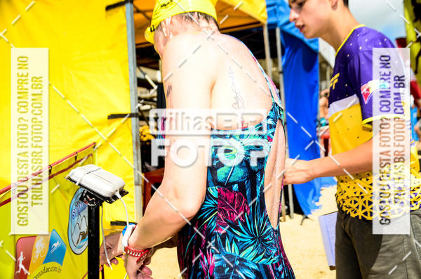 Buy your photos of the eventCircuito Triple Crown de Nata��o -  Etapa Barra Velha -  4k 2k 600m e 200m/Kids on Fotop