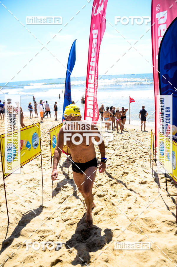 Buy your photos of the eventCircuito Triple Crown de Nata��o -  Etapa Barra Velha -  4k 2k 600m e 200m/Kids on Fotop