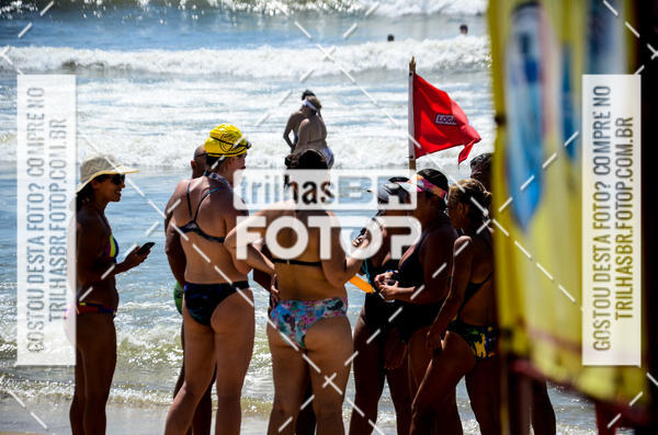 Buy your photos of the eventCircuito Triple Crown de Nata��o -  Etapa Barra Velha -  4k 2k 600m e 200m/Kids on Fotop