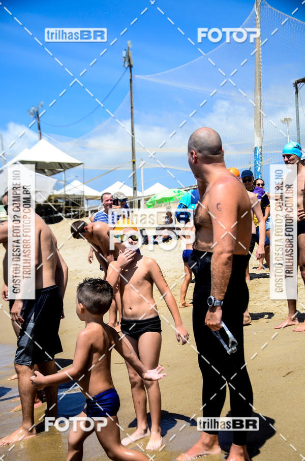 Buy your photos of the eventCircuito Triple Crown de Nata��o -  Etapa Barra Velha -  4k 2k 600m e 200m/Kids on Fotop