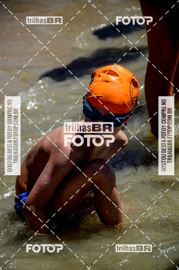 Buy your photos of the eventCircuito Triple Crown de Nata��o -  Etapa Barra Velha -  4k 2k 600m e 200m/Kids on Fotop
