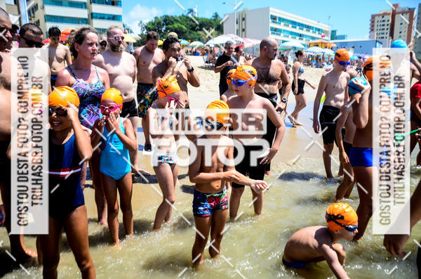 Buy your photos of the eventCircuito Triple Crown de Nata��o -  Etapa Barra Velha -  4k 2k 600m e 200m/Kids on Fotop