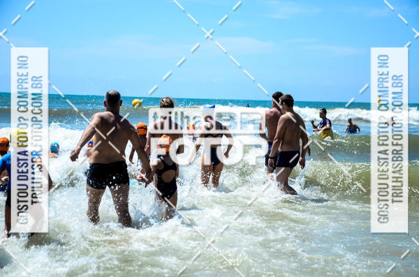 Buy your photos of the eventCircuito Triple Crown de Nata��o -  Etapa Barra Velha -  4k 2k 600m e 200m/Kids on Fotop