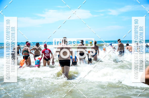 Buy your photos of the eventCircuito Triple Crown de Nata��o -  Etapa Barra Velha -  4k 2k 600m e 200m/Kids on Fotop