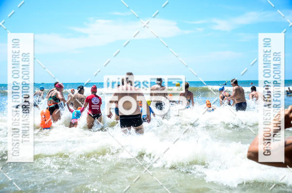 Buy your photos of the eventCircuito Triple Crown de Nata��o -  Etapa Barra Velha -  4k 2k 600m e 200m/Kids on Fotop