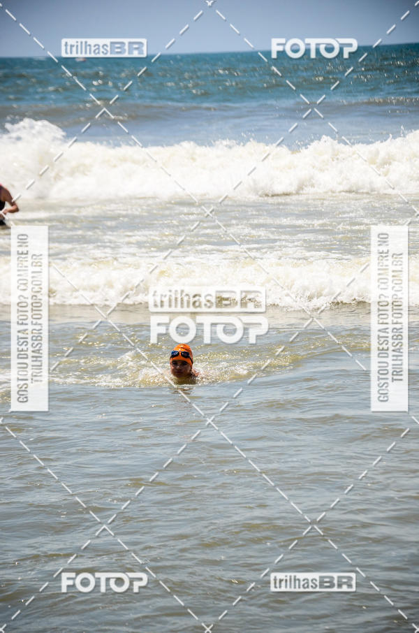 Buy your photos of the eventCircuito Triple Crown de Nata��o -  Etapa Barra Velha -  4k 2k 600m e 200m/Kids on Fotop
