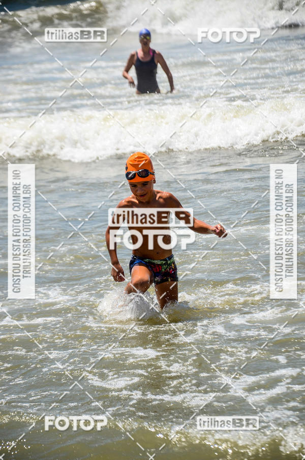 Buy your photos of the eventCircuito Triple Crown de Nata��o -  Etapa Barra Velha -  4k 2k 600m e 200m/Kids on Fotop