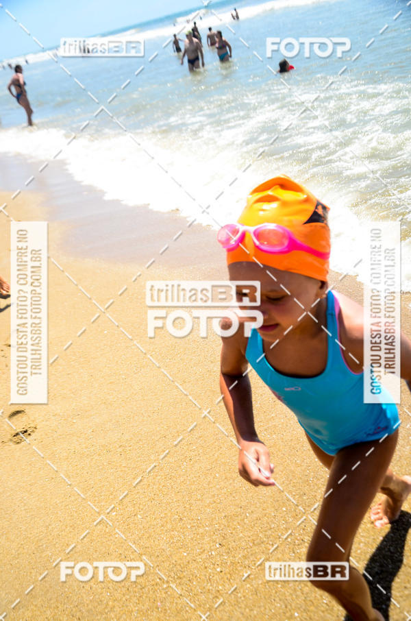 Buy your photos of the eventCircuito Triple Crown de Nata��o -  Etapa Barra Velha -  4k 2k 600m e 200m/Kids on Fotop