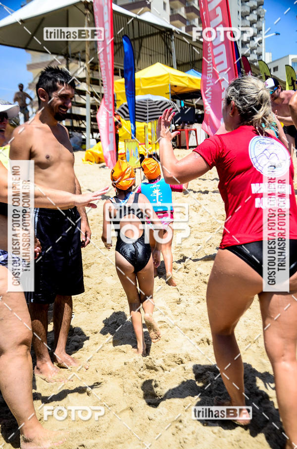 Buy your photos of the eventCircuito Triple Crown de Nata��o -  Etapa Barra Velha -  4k 2k 600m e 200m/Kids on Fotop
