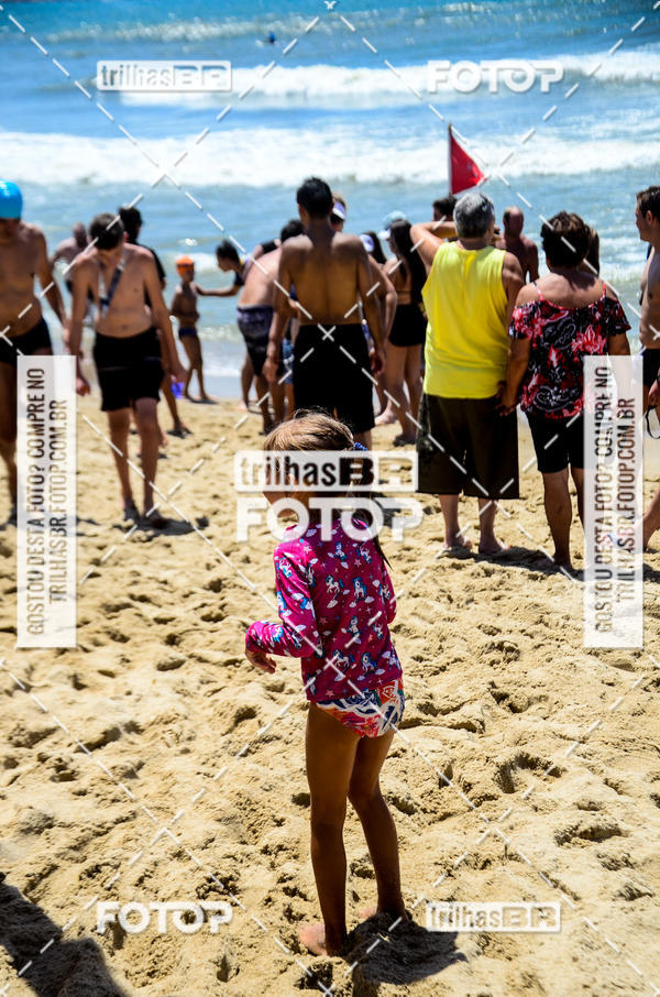 Buy your photos of the eventCircuito Triple Crown de Nata��o -  Etapa Barra Velha -  4k 2k 600m e 200m/Kids on Fotop