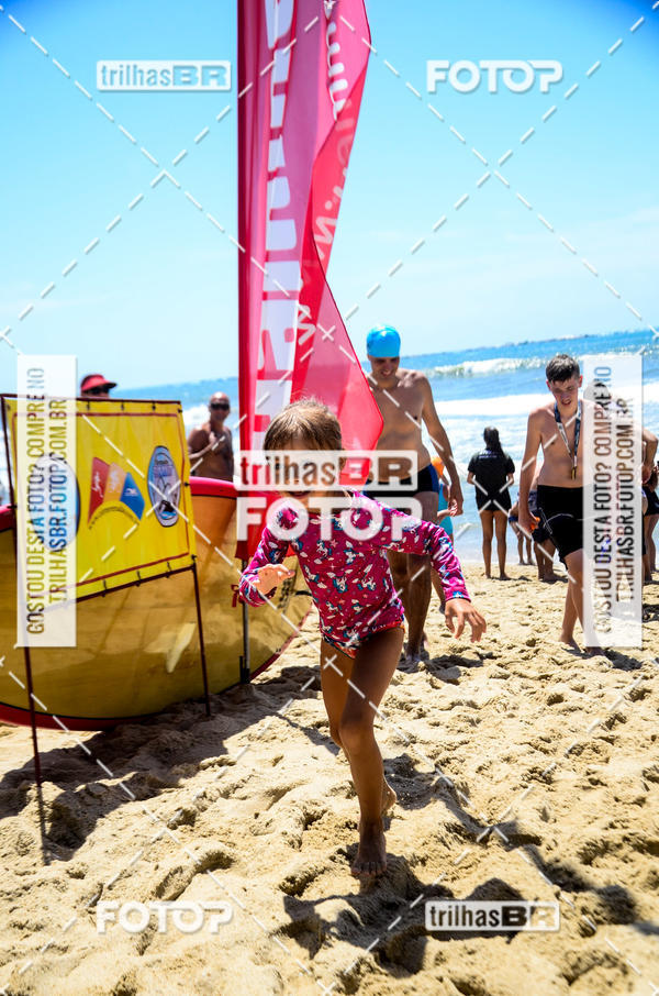 Buy your photos of the eventCircuito Triple Crown de Nata��o -  Etapa Barra Velha -  4k 2k 600m e 200m/Kids on Fotop