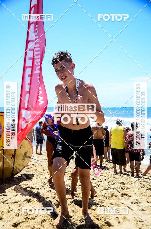 Buy your photos of the eventCircuito Triple Crown de Nata��o -  Etapa Barra Velha -  4k 2k 600m e 200m/Kids on Fotop
