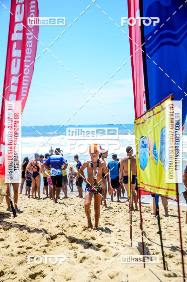 Buy your photos of the eventCircuito Triple Crown de Nata��o -  Etapa Barra Velha -  4k 2k 600m e 200m/Kids on Fotop