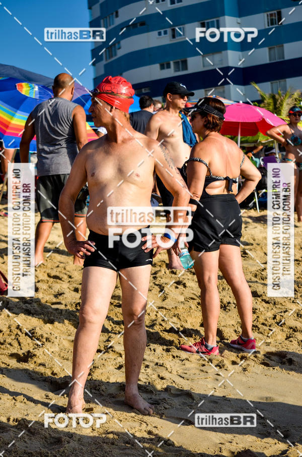 Buy your photos of the eventCircuito Triple Crown de Nata��o -  Etapa Barra Velha -  4k 2k 600m e 200m/Kids on Fotop