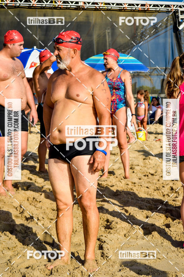 Buy your photos of the eventCircuito Triple Crown de Nata��o -  Etapa Barra Velha -  4k 2k 600m e 200m/Kids on Fotop