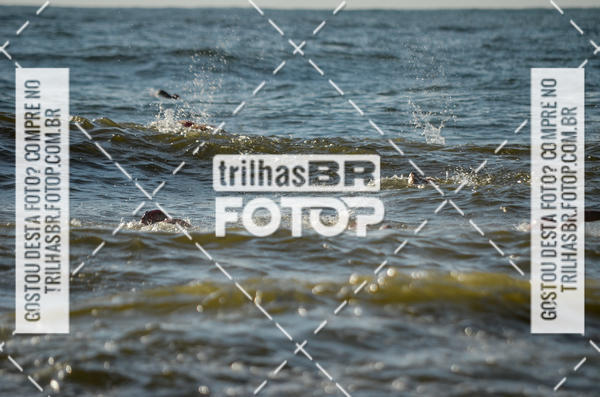 Buy your photos of the eventCircuito Triple Crown de Nata��o -  Etapa Barra Velha -  4k 2k 600m e 200m/Kids on Fotop