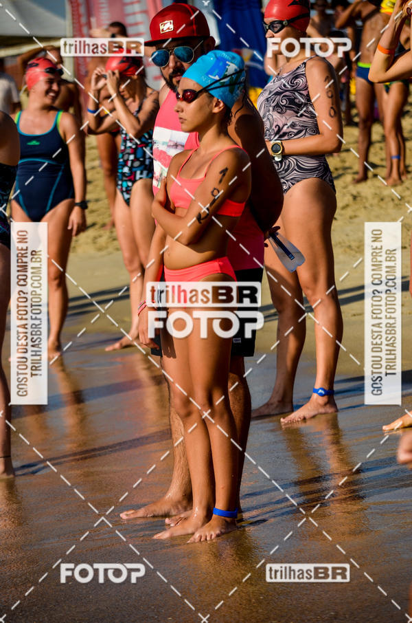 Buy your photos of the eventCircuito Triple Crown de Nata��o -  Etapa Barra Velha -  4k 2k 600m e 200m/Kids on Fotop