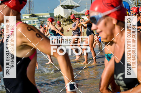 Buy your photos of the eventCircuito Triple Crown de Nata��o -  Etapa Barra Velha -  4k 2k 600m e 200m/Kids on Fotop