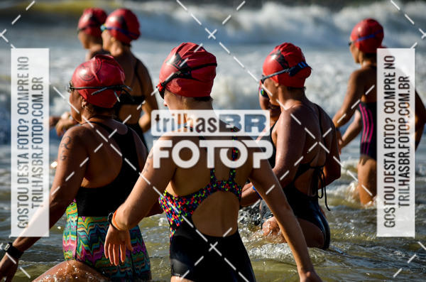 Buy your photos of the eventCircuito Triple Crown de Nata��o -  Etapa Barra Velha -  4k 2k 600m e 200m/Kids on Fotop
