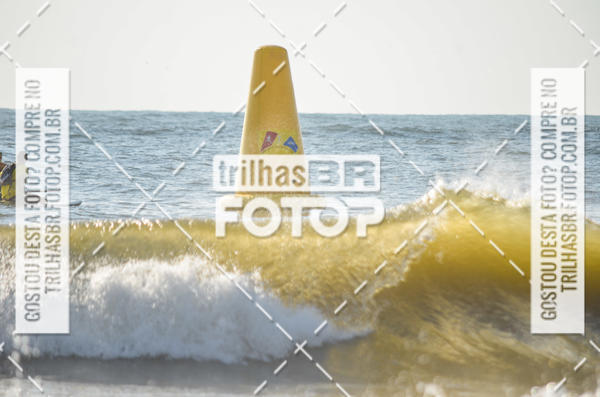 Buy your photos of the eventCircuito Triple Crown de Nata��o -  Etapa Barra Velha -  4k 2k 600m e 200m/Kids on Fotop