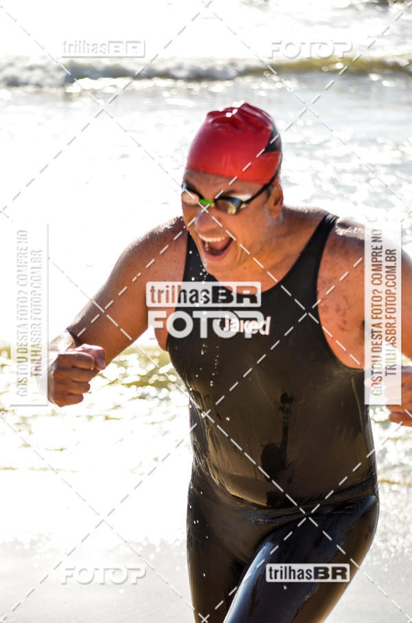 Buy your photos of the eventCircuito Triple Crown de Nata��o -  Etapa Barra Velha -  4k 2k 600m e 200m/Kids on Fotop