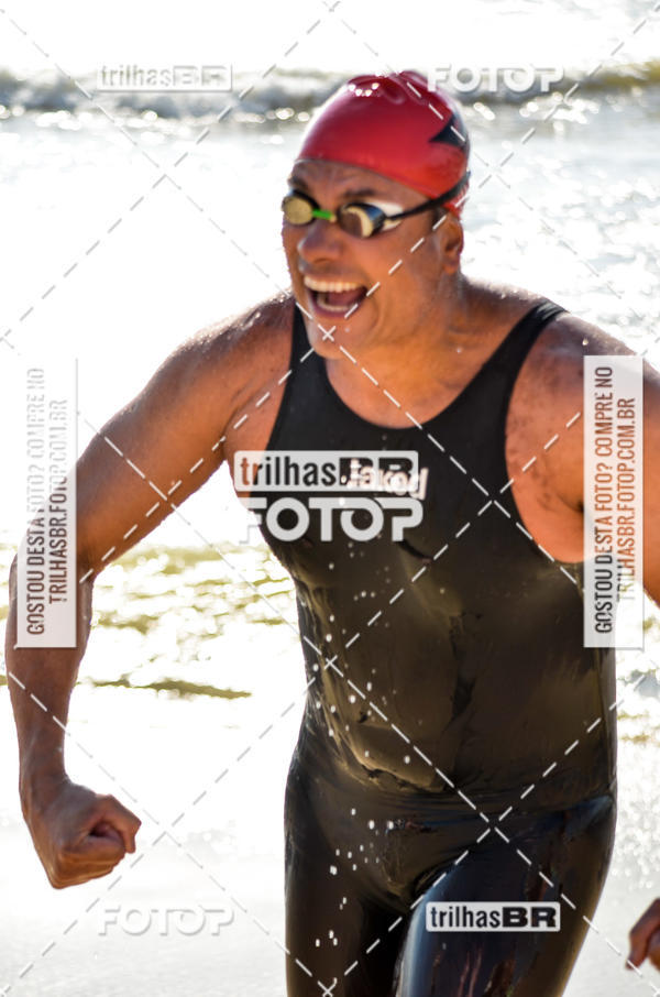 Buy your photos of the eventCircuito Triple Crown de Nata��o -  Etapa Barra Velha -  4k 2k 600m e 200m/Kids on Fotop