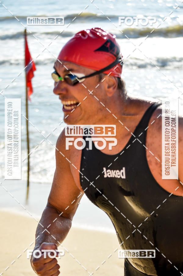 Buy your photos of the eventCircuito Triple Crown de Nata��o -  Etapa Barra Velha -  4k 2k 600m e 200m/Kids on Fotop