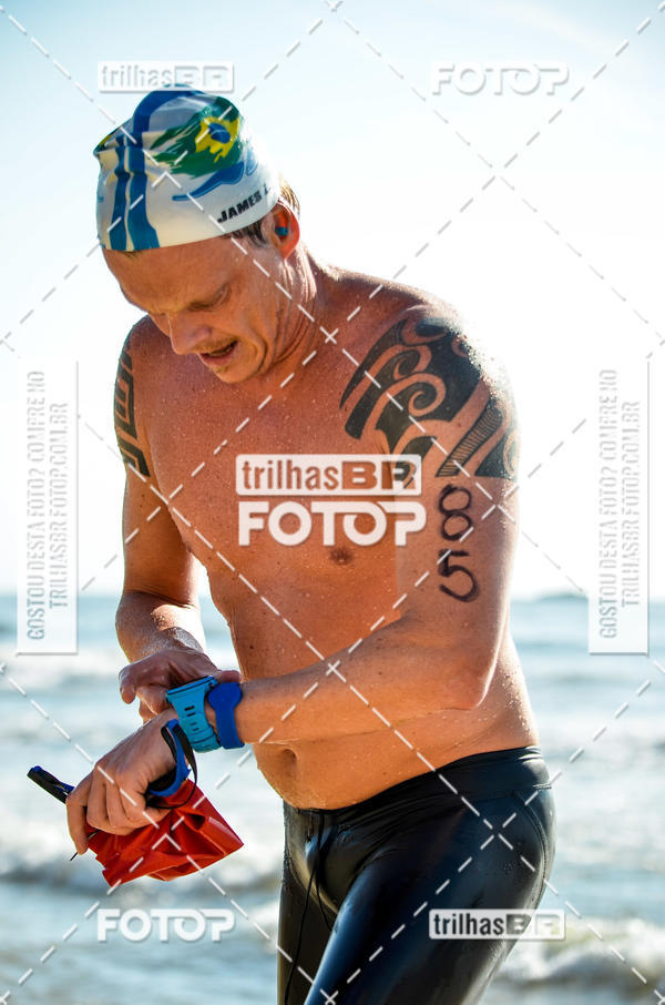 Buy your photos of the eventCircuito Triple Crown de Nata��o -  Etapa Barra Velha -  4k 2k 600m e 200m/Kids on Fotop