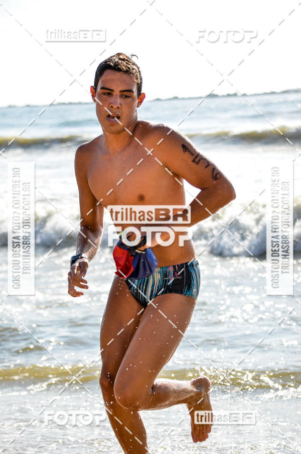 Buy your photos of the eventCircuito Triple Crown de Nata��o -  Etapa Barra Velha -  4k 2k 600m e 200m/Kids on Fotop