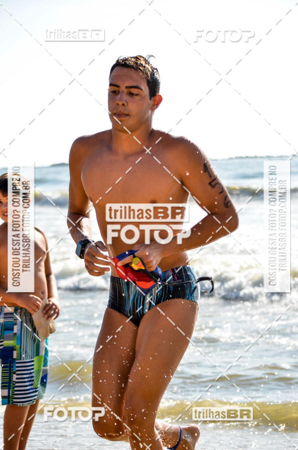 Buy your photos of the eventCircuito Triple Crown de Nata��o -  Etapa Barra Velha -  4k 2k 600m e 200m/Kids on Fotop