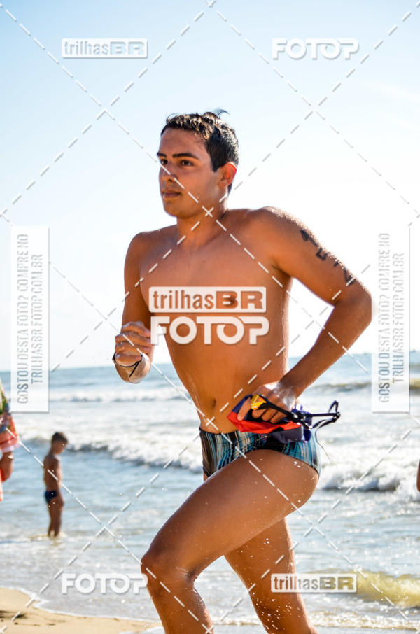 Buy your photos of the eventCircuito Triple Crown de Nata��o -  Etapa Barra Velha -  4k 2k 600m e 200m/Kids on Fotop