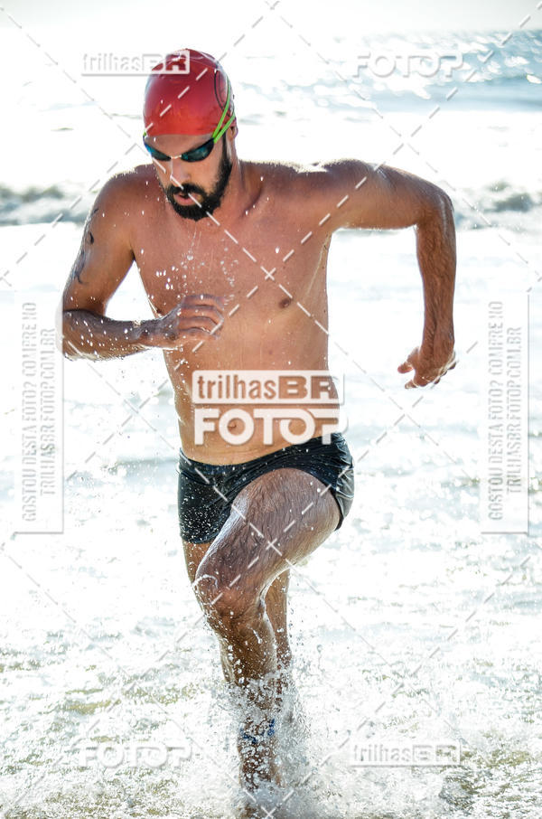 Buy your photos of the eventCircuito Triple Crown de Nata��o -  Etapa Barra Velha -  4k 2k 600m e 200m/Kids on Fotop