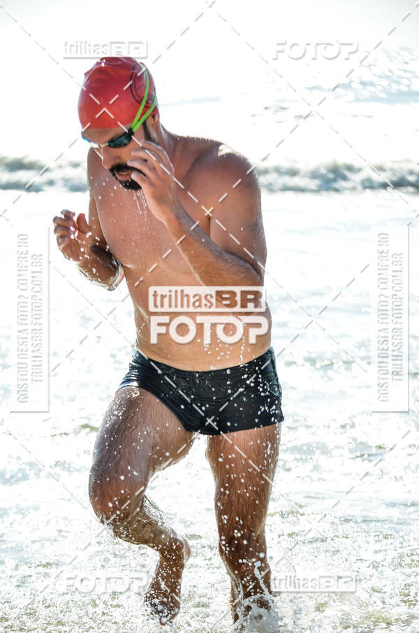 Buy your photos of the eventCircuito Triple Crown de Nata��o -  Etapa Barra Velha -  4k 2k 600m e 200m/Kids on Fotop