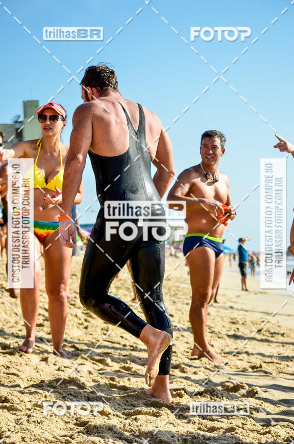 Buy your photos of the eventCircuito Triple Crown de Nata��o -  Etapa Barra Velha -  4k 2k 600m e 200m/Kids on Fotop